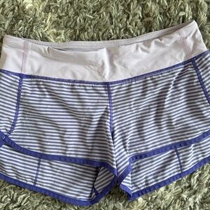 Lululemon Size 4 Speed Ups 2.5" inseam purple stripes